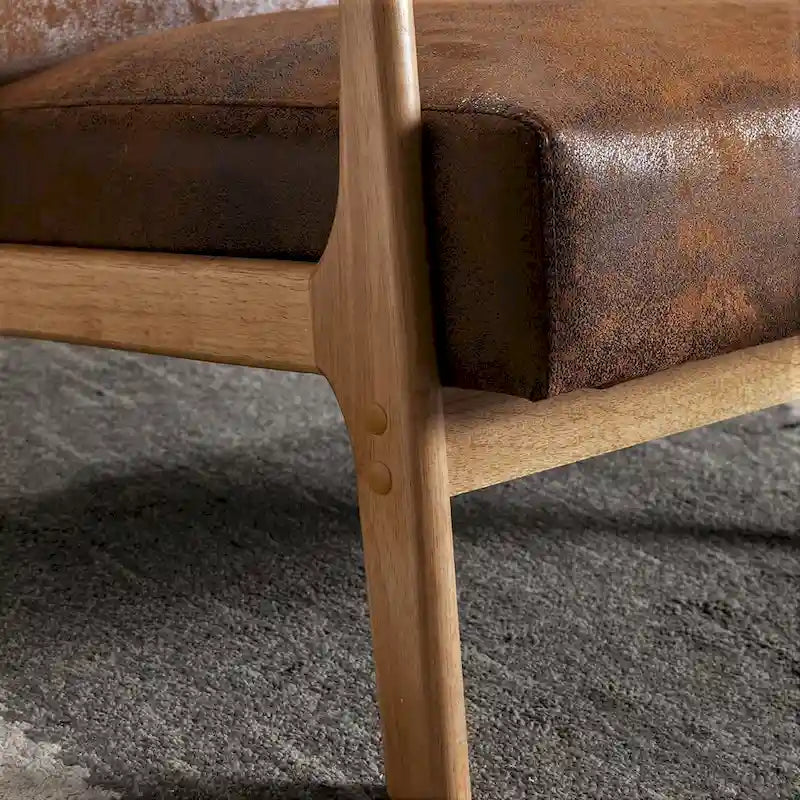 Glostrup 25.2   Wide Armchair