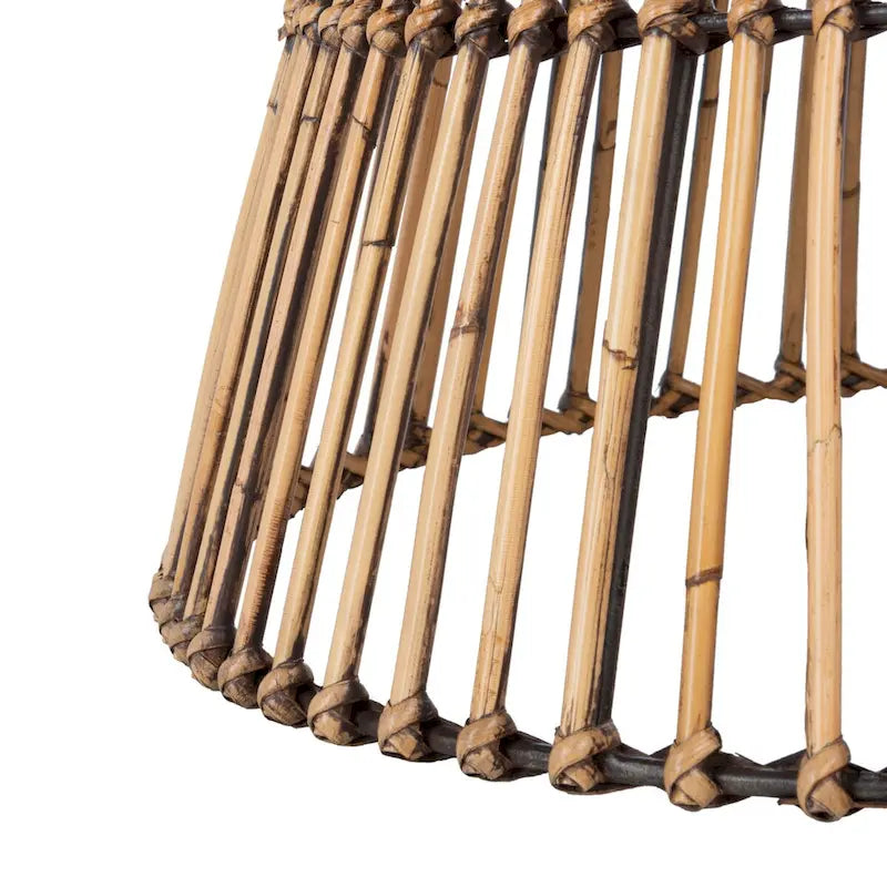 SAFAVIEH Aveline Modern Rattan Round Coffee Table - 31.5   W x 31.5   L x 17.7   H - 32Wx32Dx18H