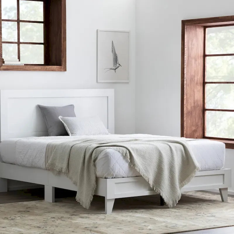 Brookside Leah Classic Wood Platform Bed