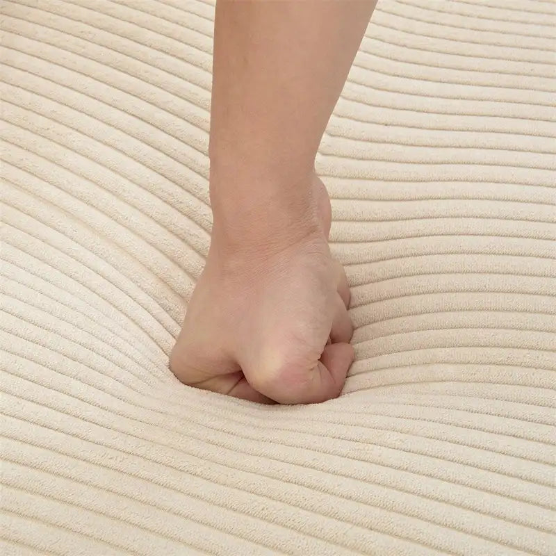 105   3 Seater Sofa with Removable Back Cushions and 5 Pillows